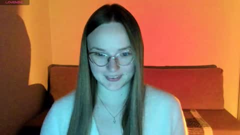 Snapshot of miya_mimi chatting on October 23, 5:44 pm Miya online show from October 23, 5:44 pm