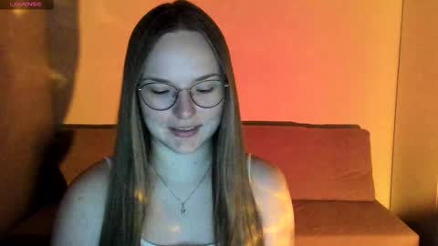 Snapshot of miya_mimi chatting on October 28, 5:59 pm Miya online show from October 28, 5:59 pm