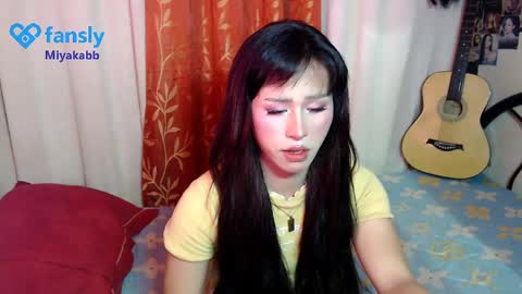 Snapshot of miyakabebe chatting on May 1, 4:22 pm Miyakabebe online show from May 1, 4:22 pm