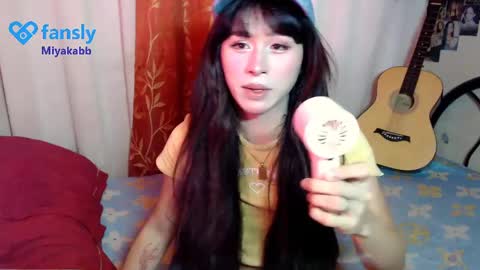 Snapshot of miyakabebe chatting on May 2, 10:15 pm Miyakabebe online show from May 2, 10:15 pm