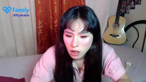 Snapshot of miyakabebe chatting on May 13, 2:20 am Miyakabebe online show from May 13, 2:20 am