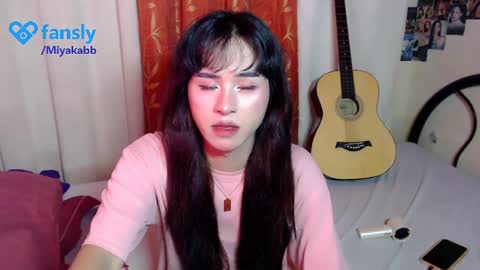 Snapshot of miyakabebe chatting on May 15, 11:34 pm Miyakabebe online show from May 15, 11:34 pm