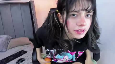 miyu_komori online show from February 14, 12:46 pm