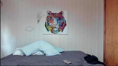 Snapshot of mizzkittay chatting on December 10, 1:22 am MizzKittay online show from December 10, 1:22 am