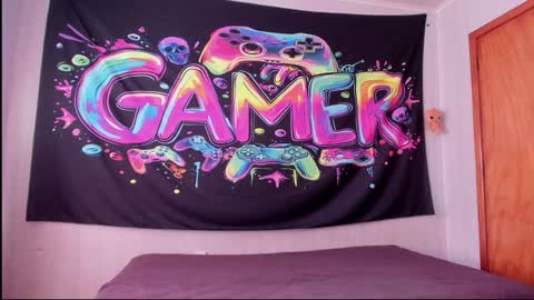 Snapshot of mizzkittay chatting on January 13, 7:42 pm MizzKittay online show from January 13, 7:42 pm