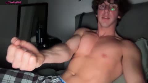 Leo online show from February 21, 12:11 am