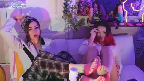 Hera  Tethra Bathtub stream  20k followers  Ask about our custom videos3 online show from January 10, 2:23 pm