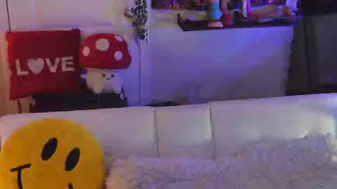 Hera  Tethra Bathtub stream  20k followers  Ask about our custom videos3 online show from February 26, 4:14 pm