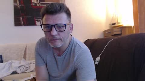 Snapshot of mk__0280__ chatting on January 22, 11:34 am mk__0280__ online show from January 22, 11:34 am