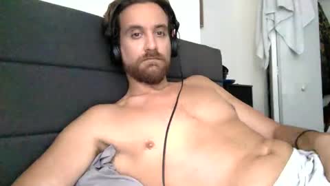 Hrny Lat  .. online show from October 18, 7:25 pm