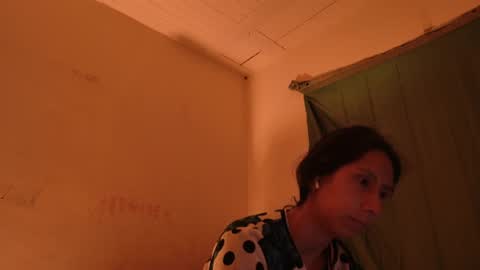 MoonLipson online show from April 1, 4:35 am