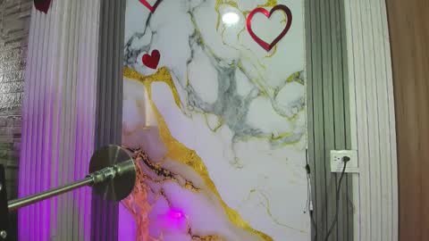 Snapshot of mlucreciasucker303av chatting on February 17, 7:31 pm LUCRECIA NEW ACCOUNT online show from February 17, 7:31 pm