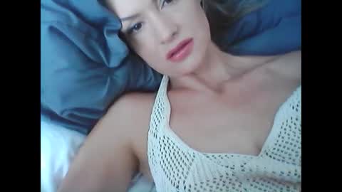 Snapshot of mmmmyesplease1 chatting on December 20, 3:42 pm mmmmyesplease1 online show from December 20, 3:42 pm