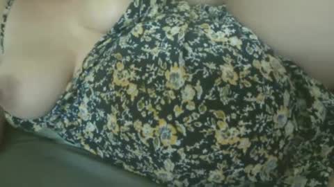 Snapshot of mmmmyesplease1 chatting on October 9, 1:31 pm mmmmyesplease1 online show from October 9, 1:31 pm