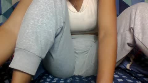 Snapshot of mmyriame chatting on August 1, 8:46 am mmyriame online show from August 1, 8:46 am