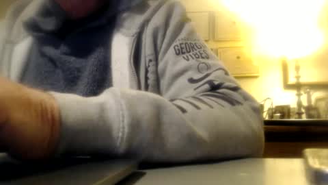 Snapshot of mmythmaker chatting on February 15, 11:30 am mmythmaker online show from February 15, 11:30 am