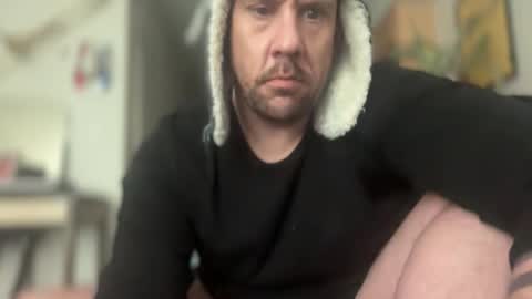 Snapshot of mnbttmguylking chatting on February 10, 7:40 pm TightHoleMPLS online show from February 10, 7:40 pm