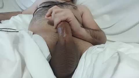 Laith online show from December 2, 3:29 pm