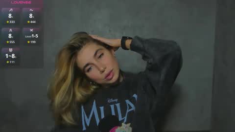 Princess Moana  online show from January 17, 1:27 pm