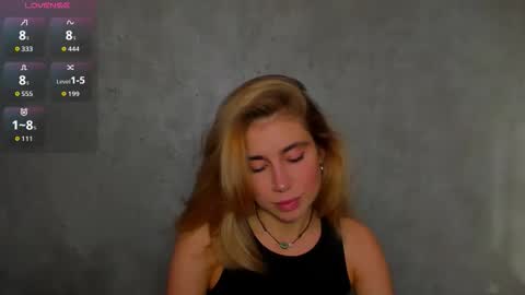 Snapshot of moanamo chatting on February 1, 12:26 pm Princess Moana online show from February 1, 12:26 pm