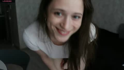 Snapshot of moanelysa chatting on June 10, 10:03 am Anelysa Morens online show from June 10, 10:03 am