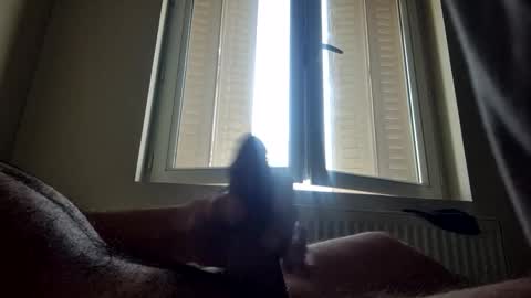 moatbifais online show from January 14, 8:20 am