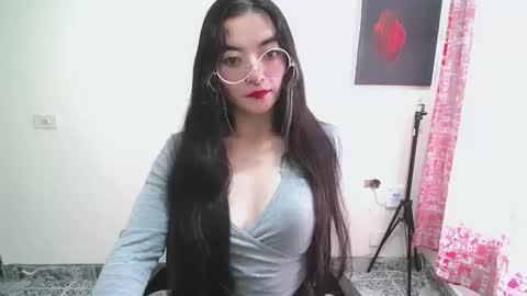 Sam online show from May 26, 6:15 pm