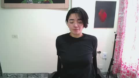 Sam online show from June 18, 2:10 pm