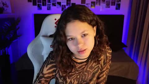 Snapshot of moco_choco chatting on October 10, 1:26 am moco_choco online show from October 10, 1:26 am