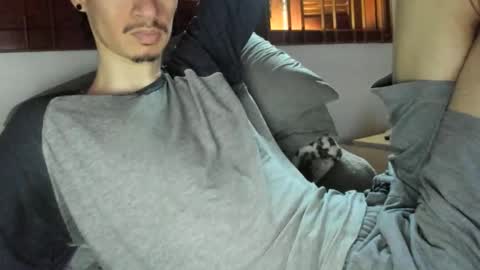 Snapshot of moderdelier chatting on October 5, 1:09 pm DigBreed online show from October 5, 1:09 pm