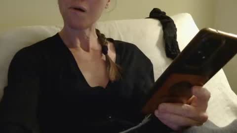 Aurora online show from December 14, 11:42 pm