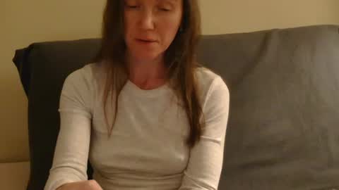 Snapshot of modesta1413 chatting on February 24, 9:24 pm Aurora online show from February 24, 9:24 pm