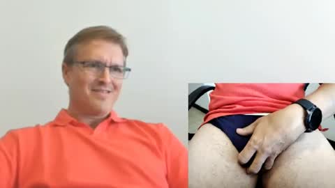 Snapshot of moe_001 chatting on February 17, 6:59 pm Moe online show from February 17, 6:59 pm