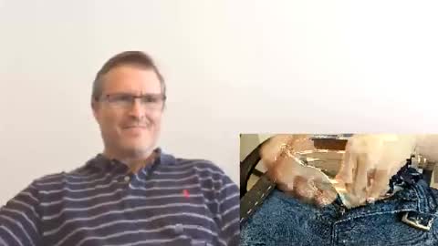 Snapshot of moe_001 chatting on November 27, 6:32 pm Moe online show from November 27, 6:32 pm