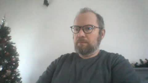 mofu781s online show from December 17, 7:29 am