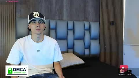 mohamed_malik online show from April 19, 1:43 pm