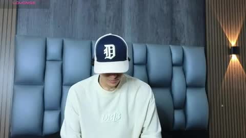 mohamed_malik online show from June 6, 1:49 pm