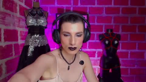 Snapshot of moira_hot chatting on March 29, 6:30 pm moira_hot online show from March 29, 6:30 pm
