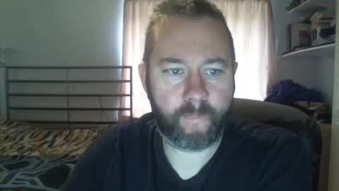 Snapshot of moistfalafel chatting on February 7, 10:50 am Jode online show from February 7, 10:50 am