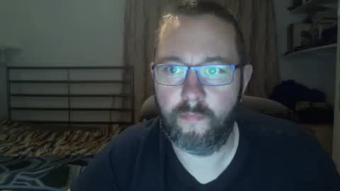 Snapshot of moistfalafel chatting on February 7, 6:45 pm Jode online show from February 7, 6:45 pm