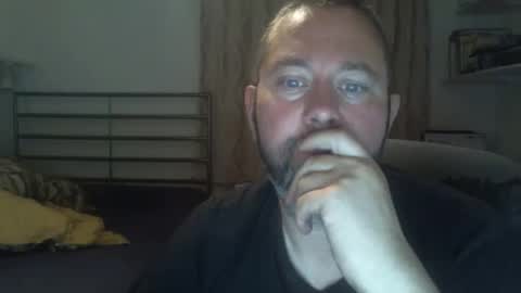 Snapshot of moistfalafel chatting on September 10, 7:25 pm Jode online show from September 10, 7:25 pm