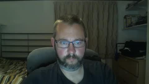 Snapshot of moistfalafel chatting on September 18, 6:43 pm Jode online show from September 18, 6:43 pm