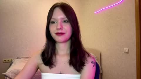 Snapshot of mollieadamek chatting on May 13, 2:25 pm Lisa online show from May 13, 2:25 pm
