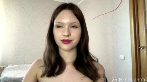 Snapshot of mollieadamek chatting on May 17, 12:12 pm Lisa online show from May 17, 12:12 pm
