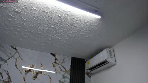 Hey Guys  Im Mollie online show from March 20, 12:10 pm