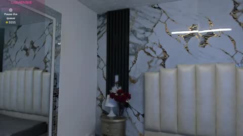 Hey Guys  Im Mollie online show from April 8, 12:05 pm