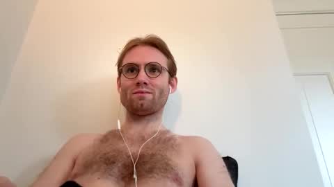 molliter online show from September 22, 1:46 pm