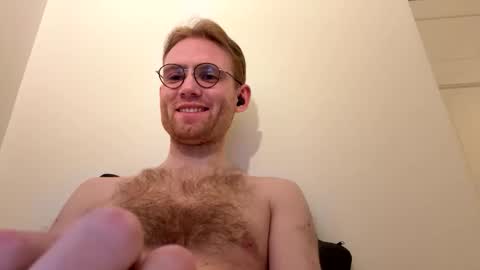 Snapshot of molliter chatting on February 1, 10:41 pm molliter online show from February 1, 10:41 pm