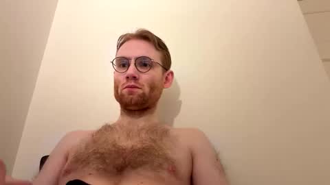 Snapshot of molliter chatting on February 8, 2:04 am molliter online show from February 8, 2:04 am