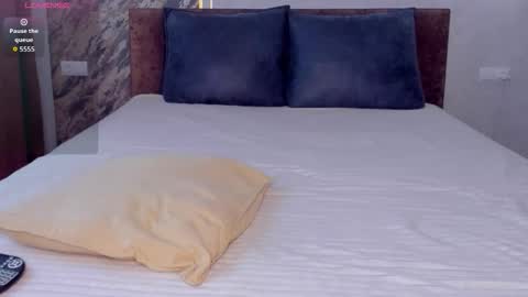 Molly online show from February 2, 6:45 am